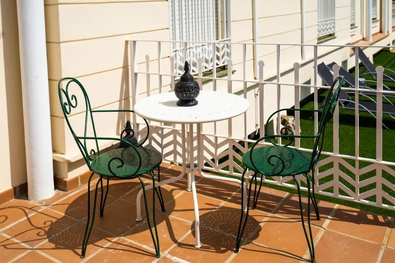 Homestay Casa Ole In Torre Del Mar Apartment